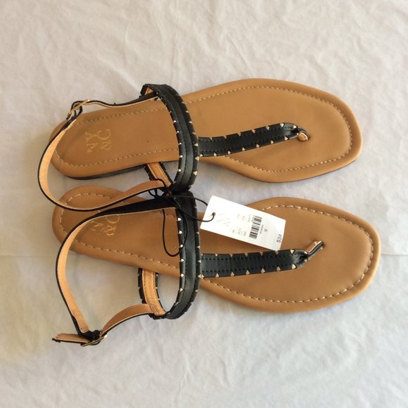 NY&CO Black & Silver T Strap Sandal 124C - Picture 2 of 2